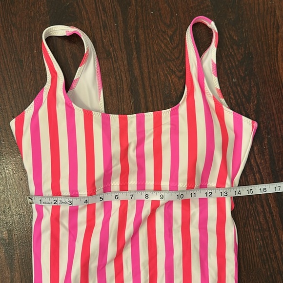 Sunset Scoop One-Piece Swimsuit Neon Candy Stripe Size Large NWT! - Picture 9 of 10